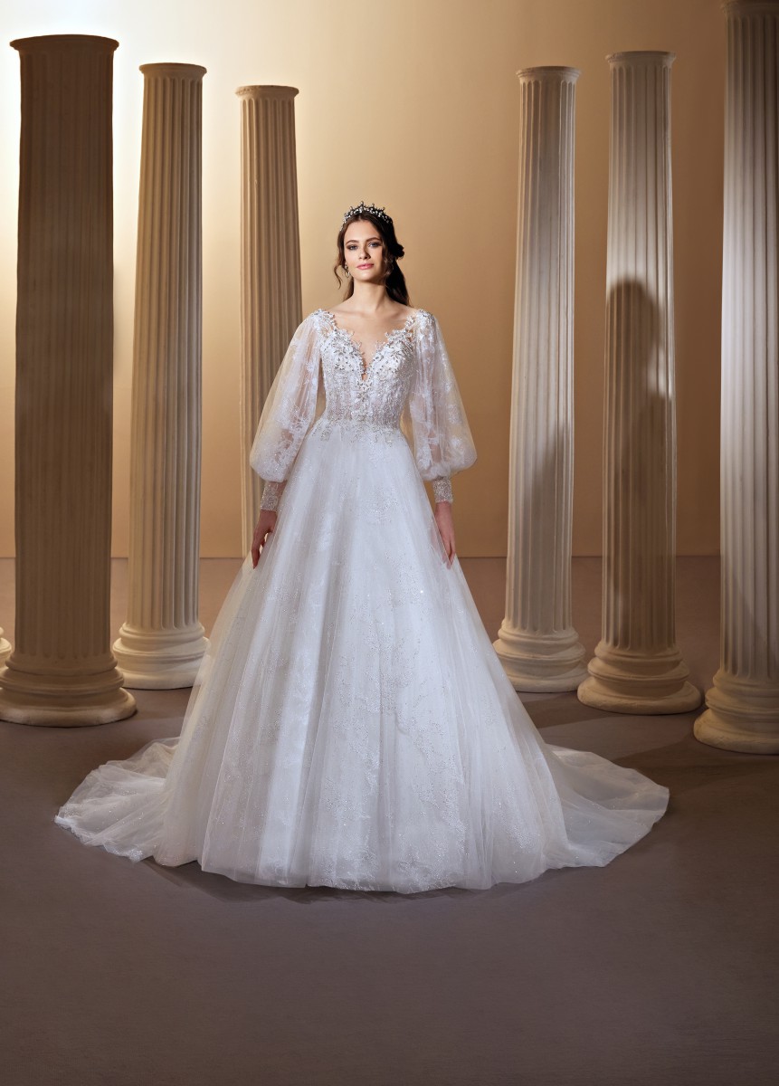 Style 1148 från Demetrios i ballgown stil brudklänning