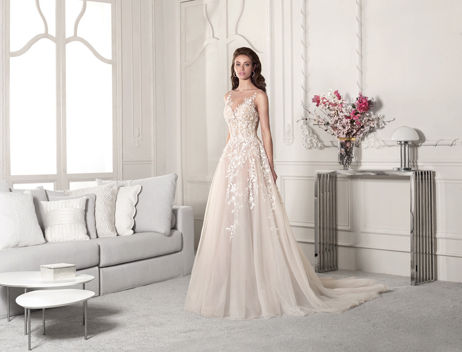 Style 854 från Demetrios i a-line stil brudklänning