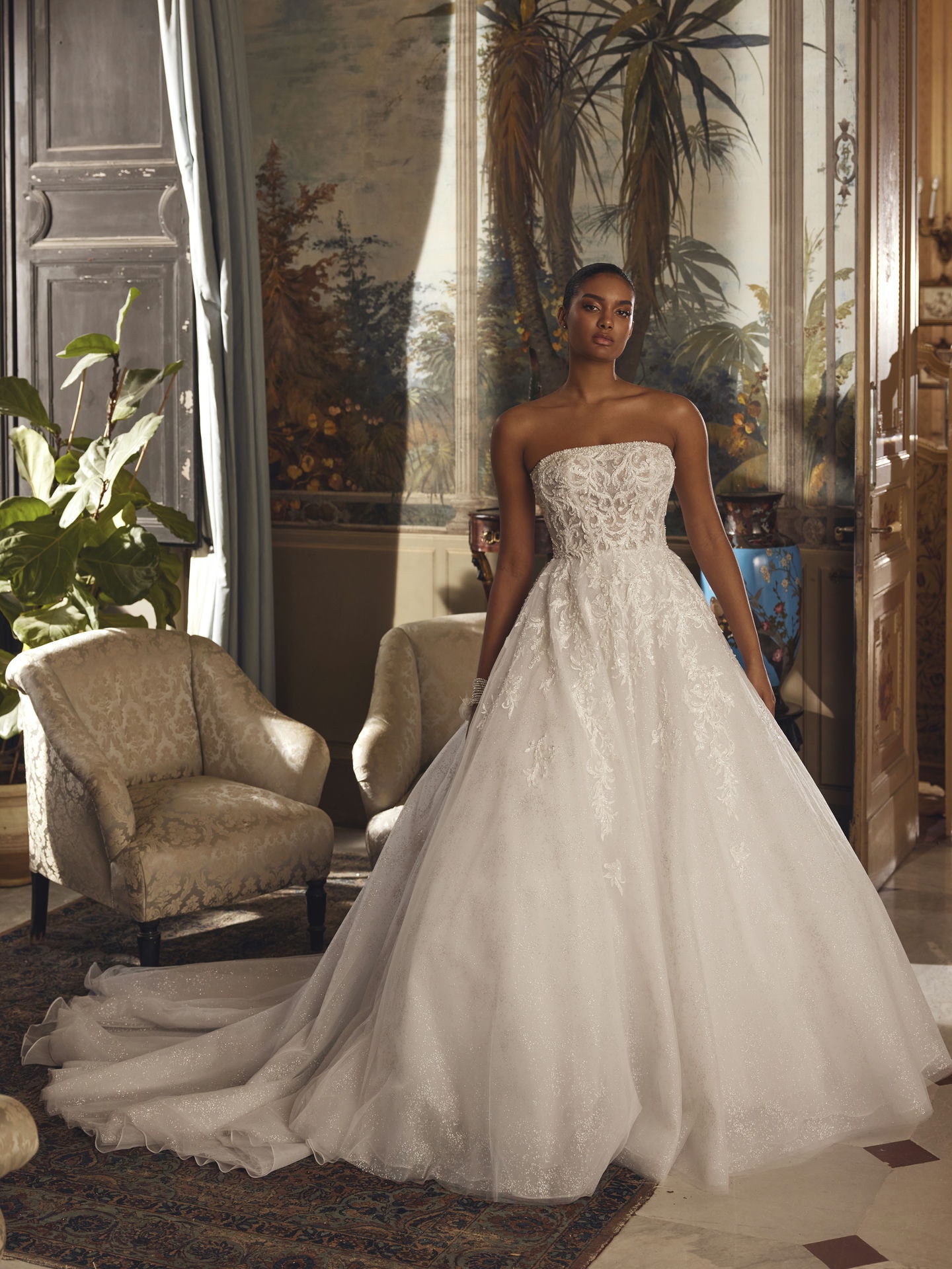 Style 1292 från Demetrios i a-line stil brudklänning