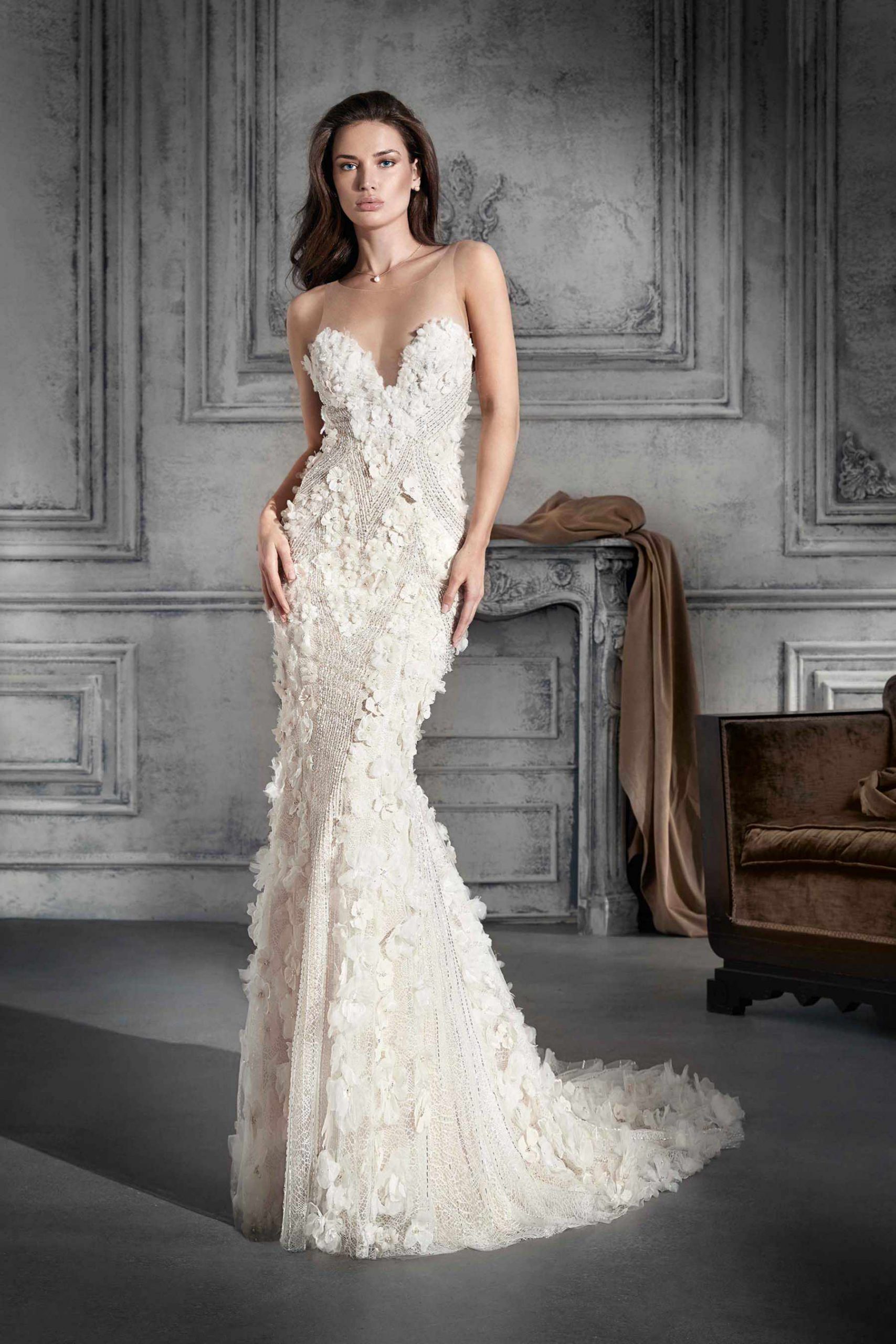 Style 800 från Demetrios i sheath stil brudklänning