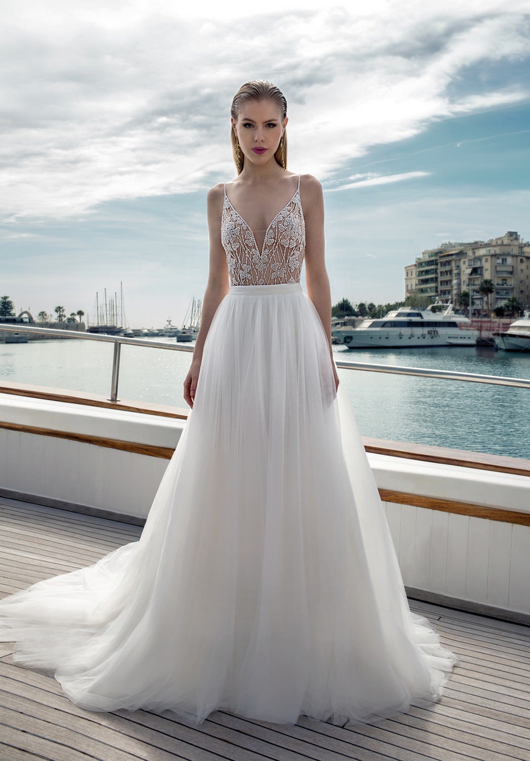 Style DR280T-DR266S från Demetrios i separate skirt, separate top stil brudklänning