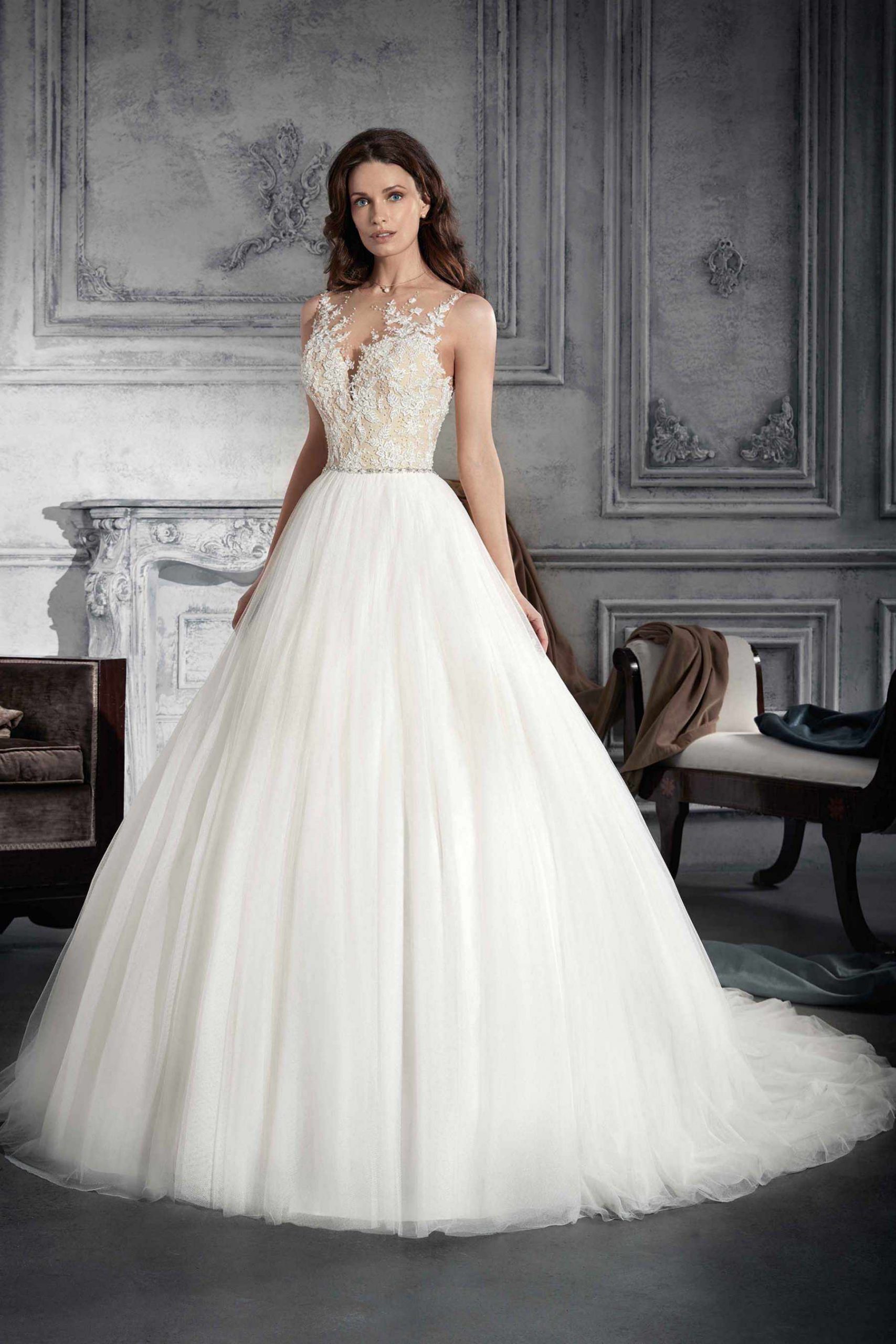 Style 763 från Demetrios i a-line stil brudklänning