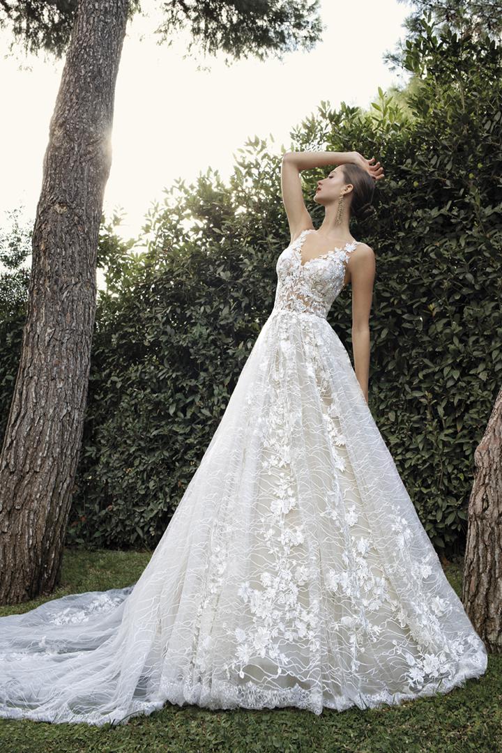 Style 200107 från Demetrios i a-line stil brudklänning