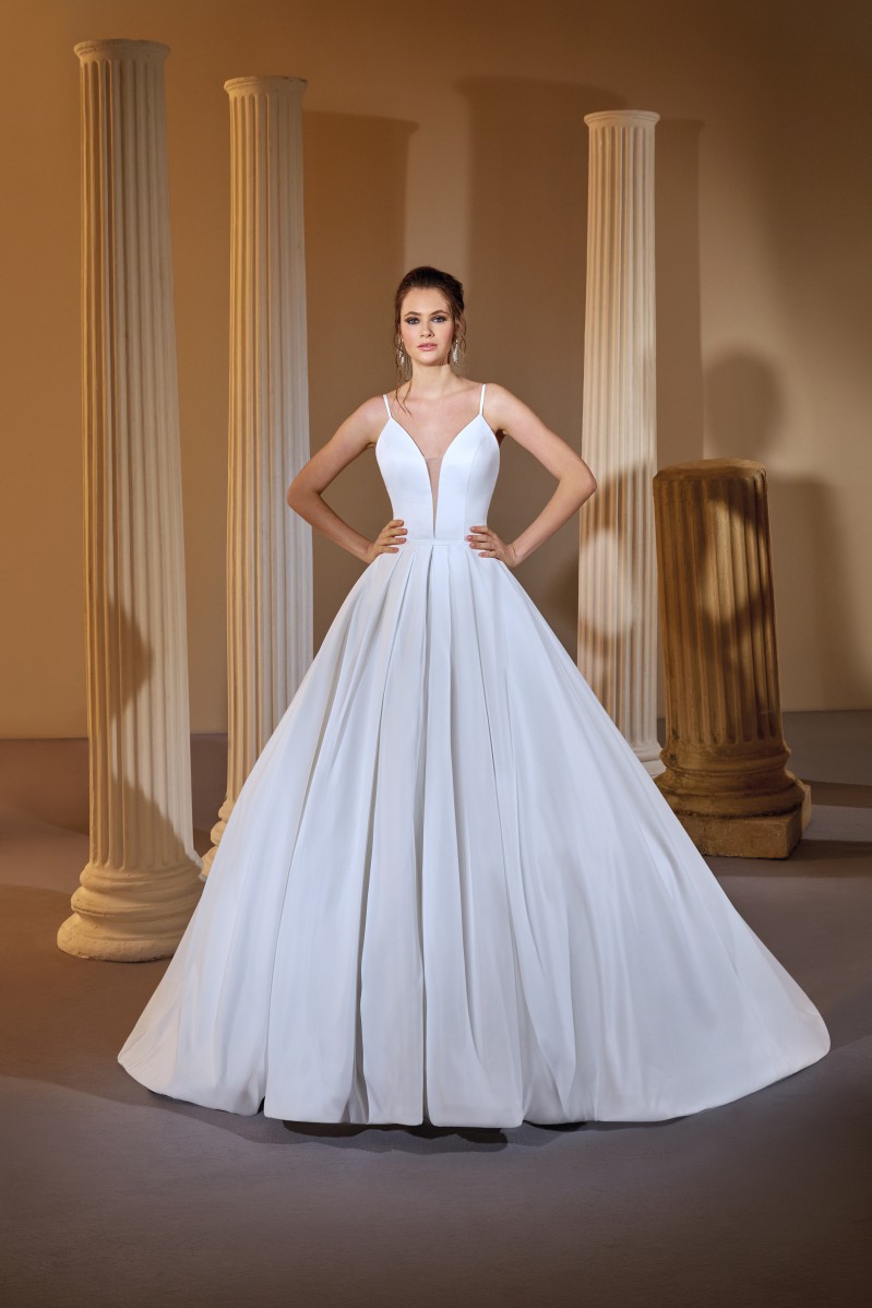 Style 1169 från Demetrios i ballgown stil brudklänning
