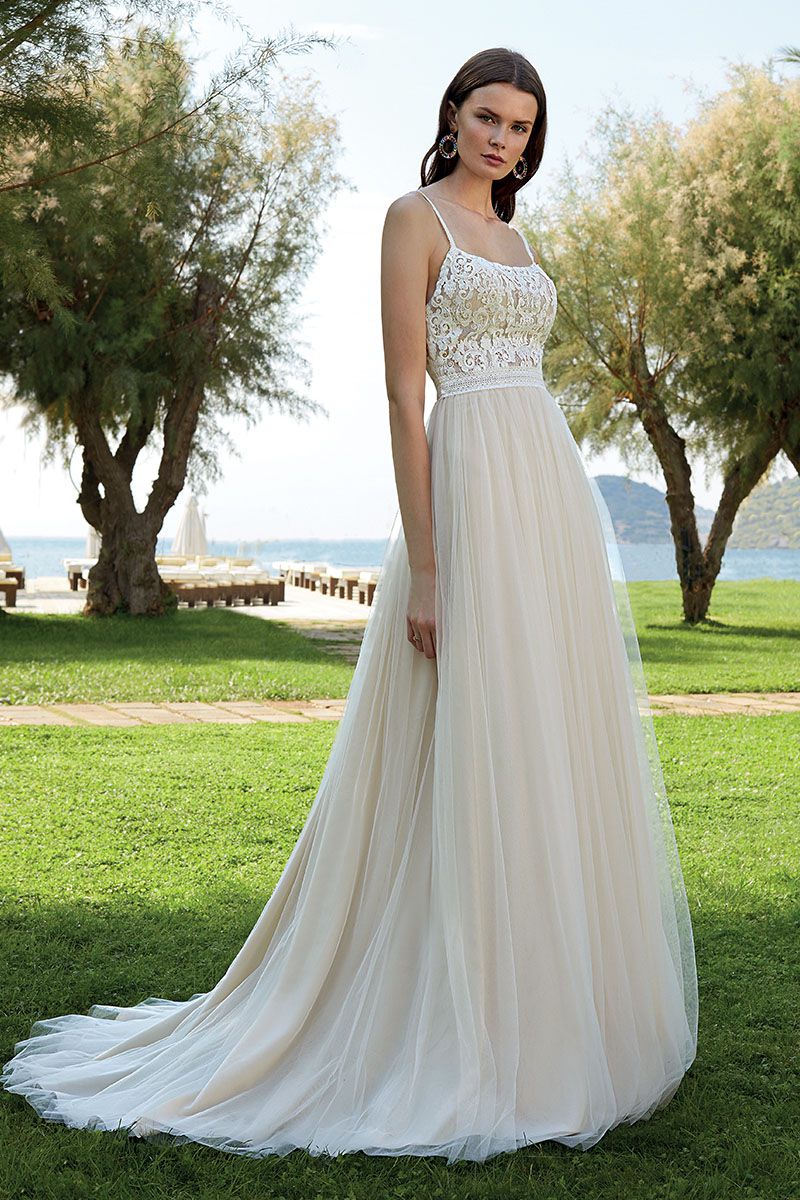 Style – DR343 från Demetrios i a-line stil brudklänning
