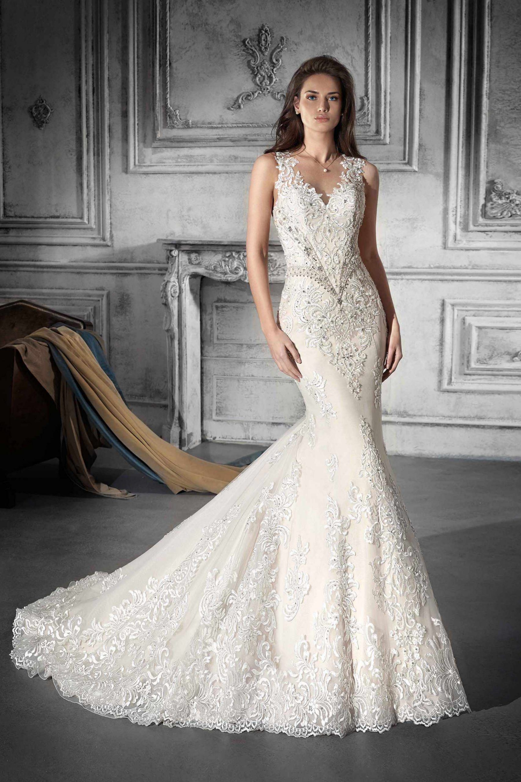 Style 761 från Demetrios i flared stil brudklänning