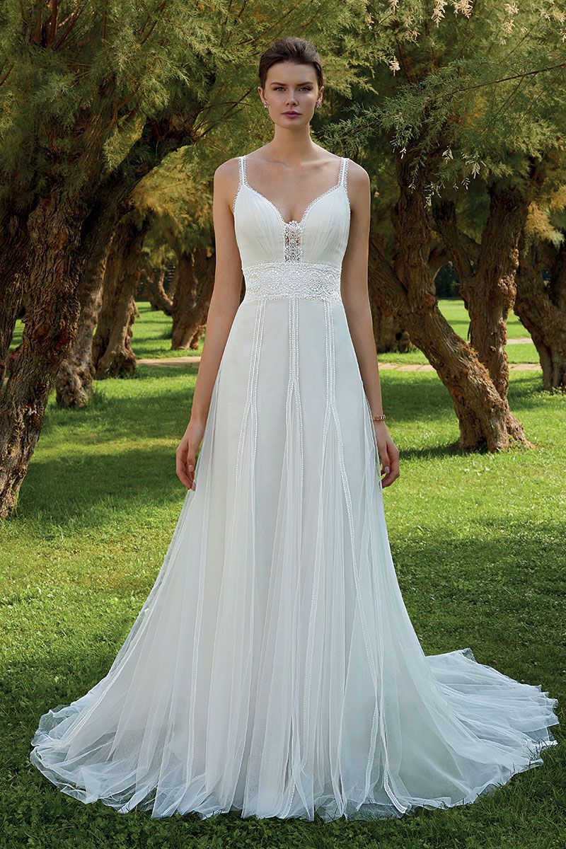 Style – DR345 från Demetrios i a-line stil brudklänning
