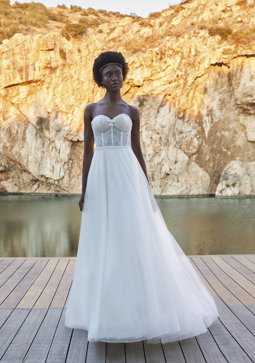 Style T211 – SK08 från Demetrios i a-line, separate skirt, separate top stil brudklänning