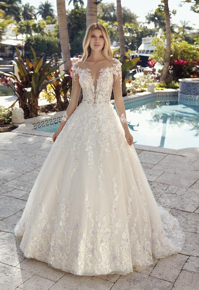 Style 1040 från Demetrios i a-line stil brudklänning