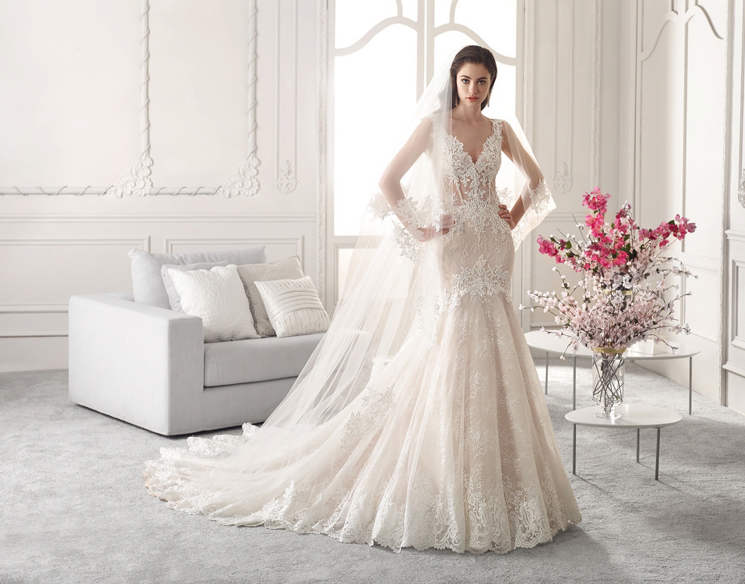 Style 870 från Demetrios i flared stil brudklänning