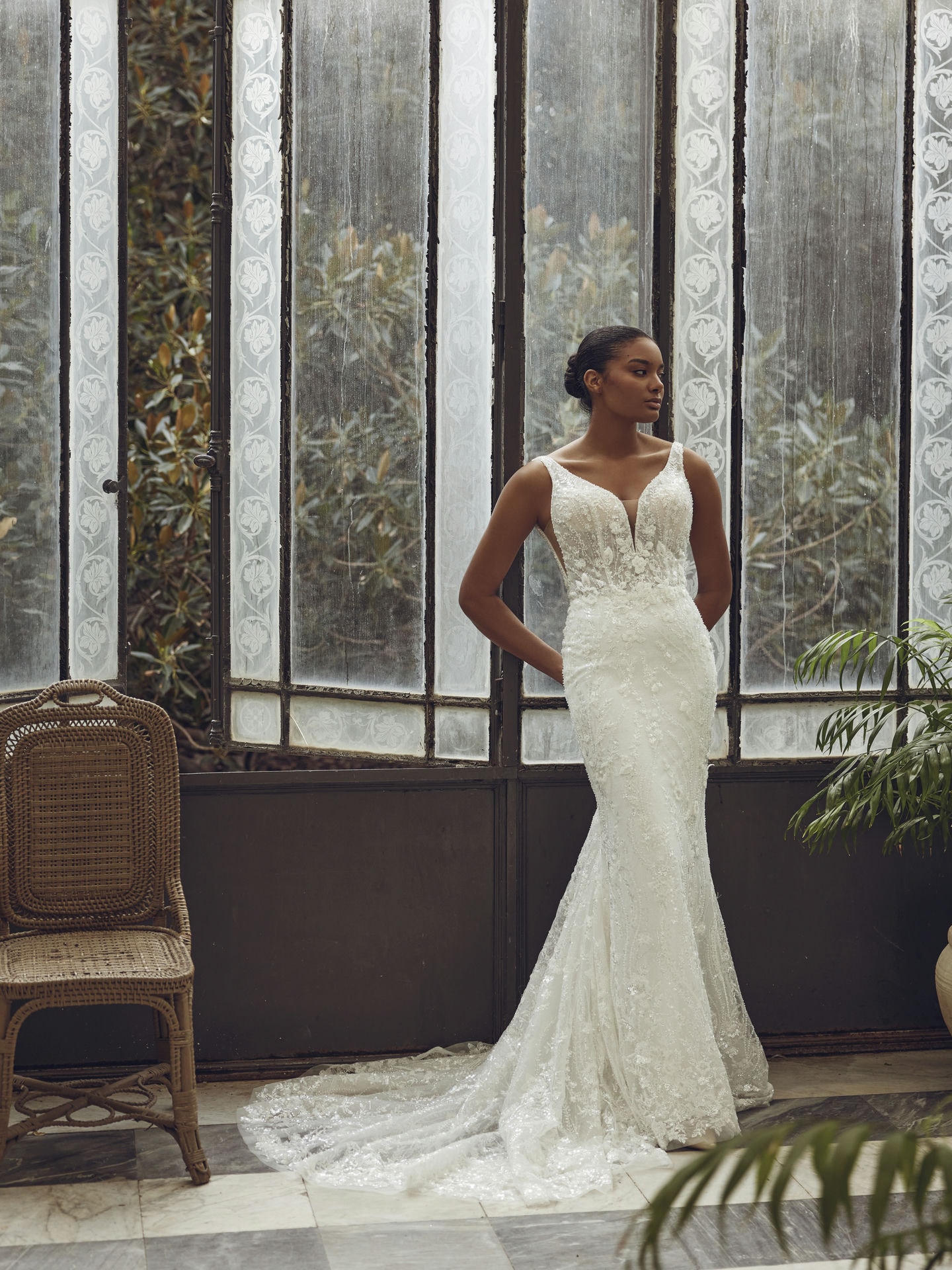 Style 1308 från Demetrios i flared stil brudklänning