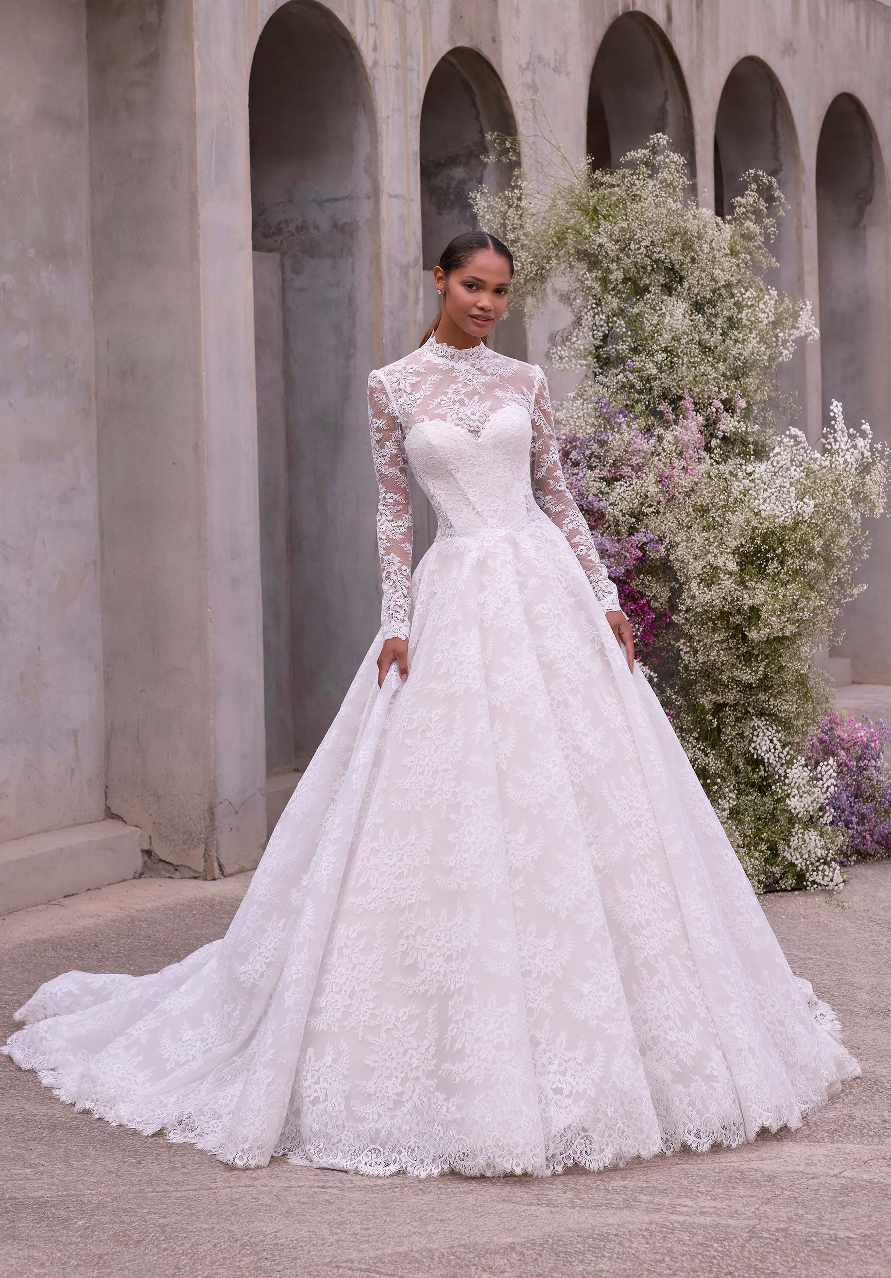 Cupid från Morilee i ball gown stil brudklänning