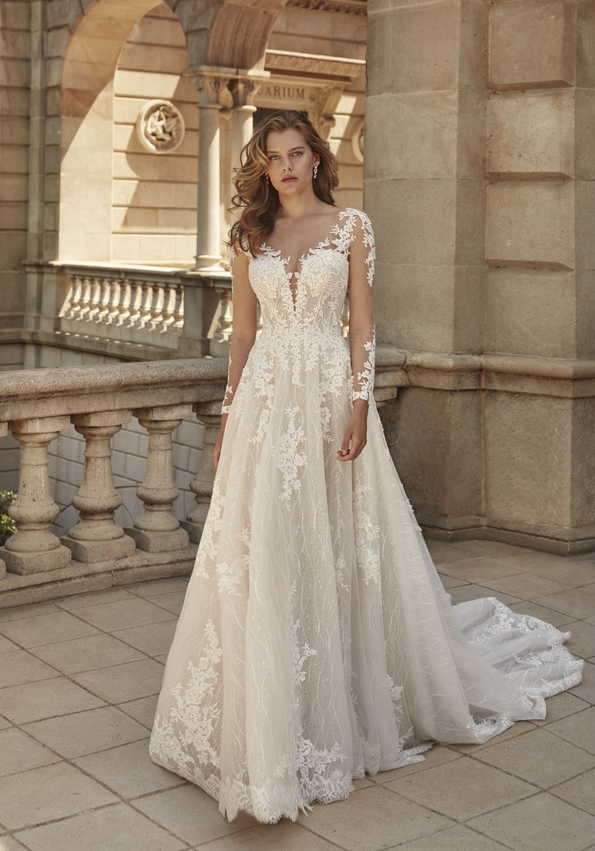 Style 1147 från Demetrios i a-line stil brudklänning