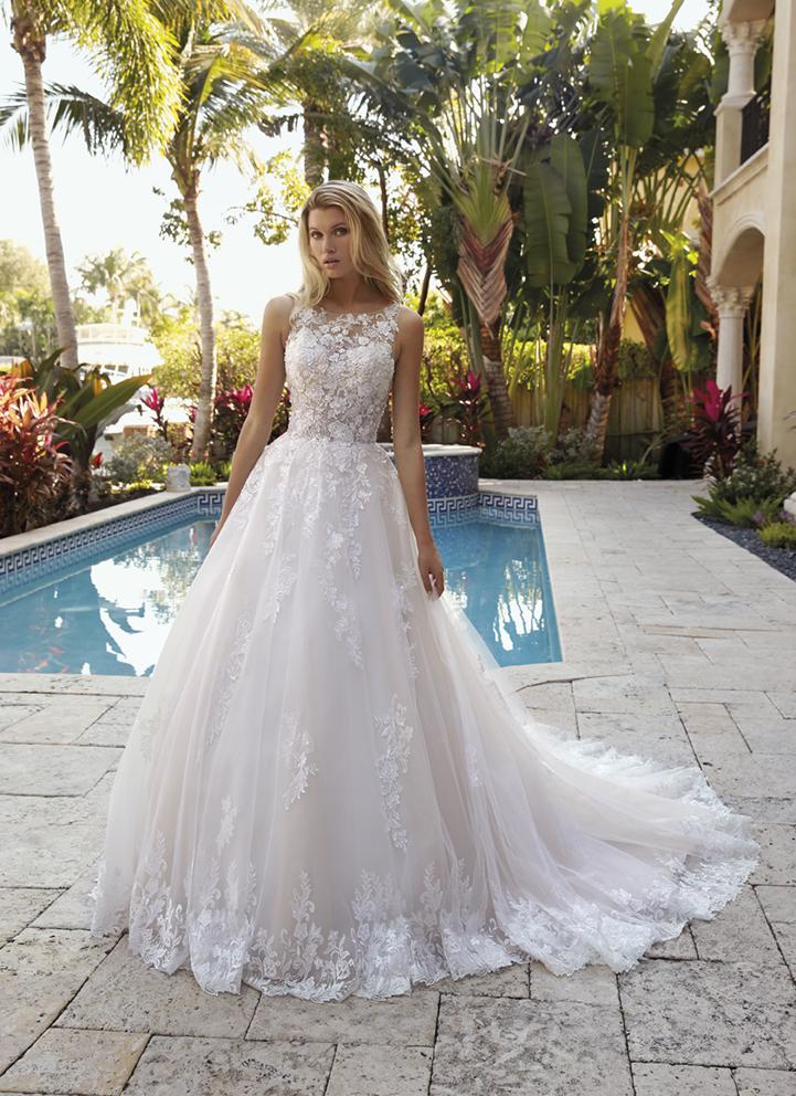 Style 1042 från Demetrios i a-line stil brudklänning