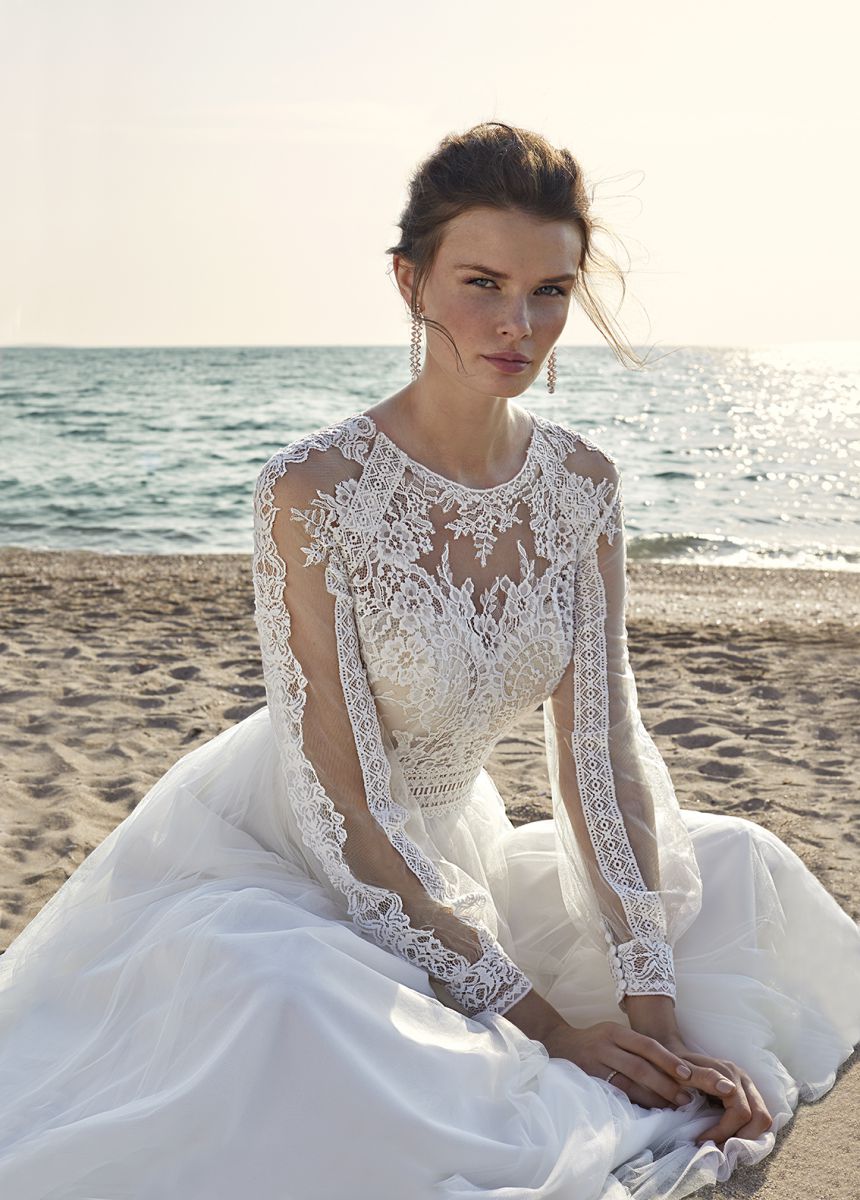 Style – DR339 från Demetrios i a-line stil brudklänning