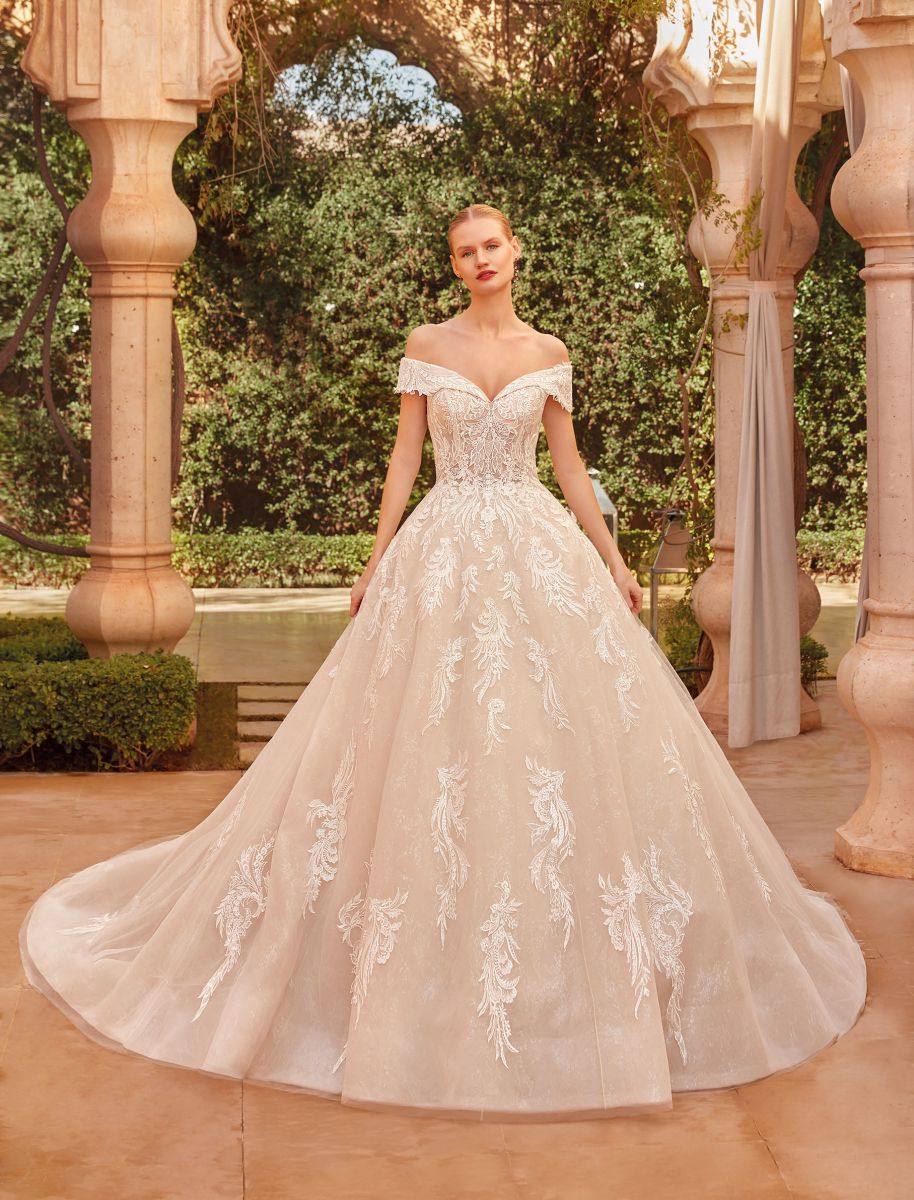 Style 200129 från Demetrios i ballgown stil brudklänning